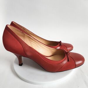 Ann Taylor Loft Heels Size 8 M Rust Red Suede Pumps Embossed Two Tone Shoes Bow